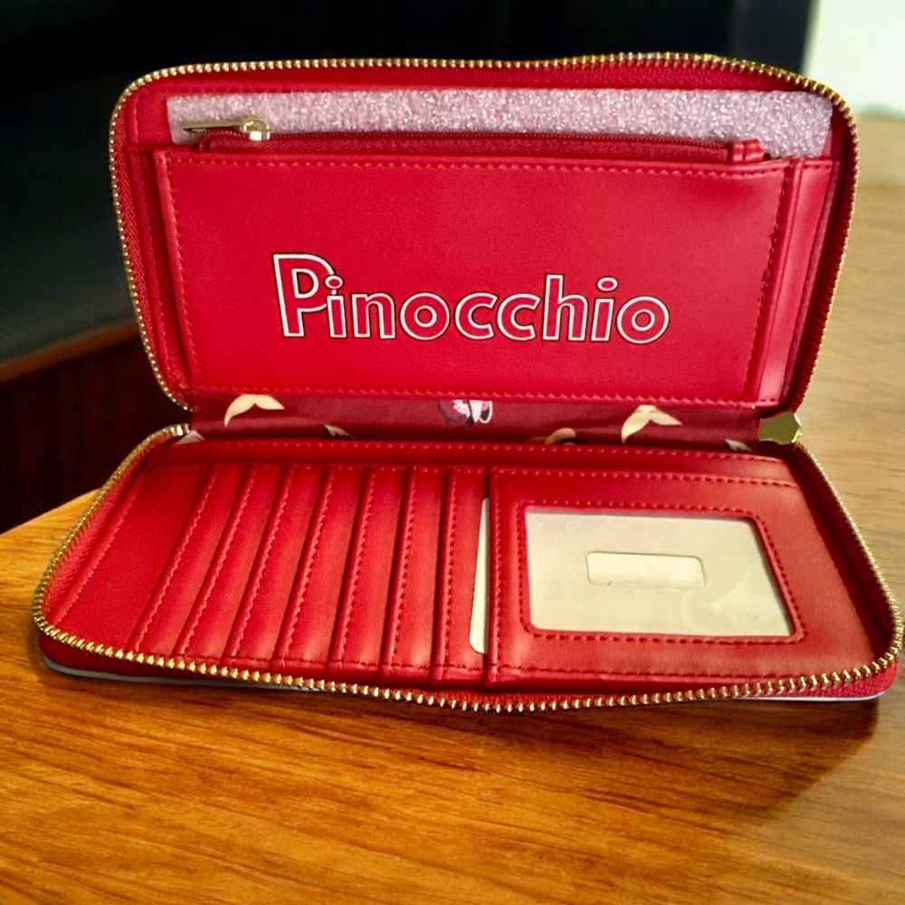 Loungefly Walt Disney Archives Pinocchio Wallet Tresure of The Vault - Picture 5 of 8